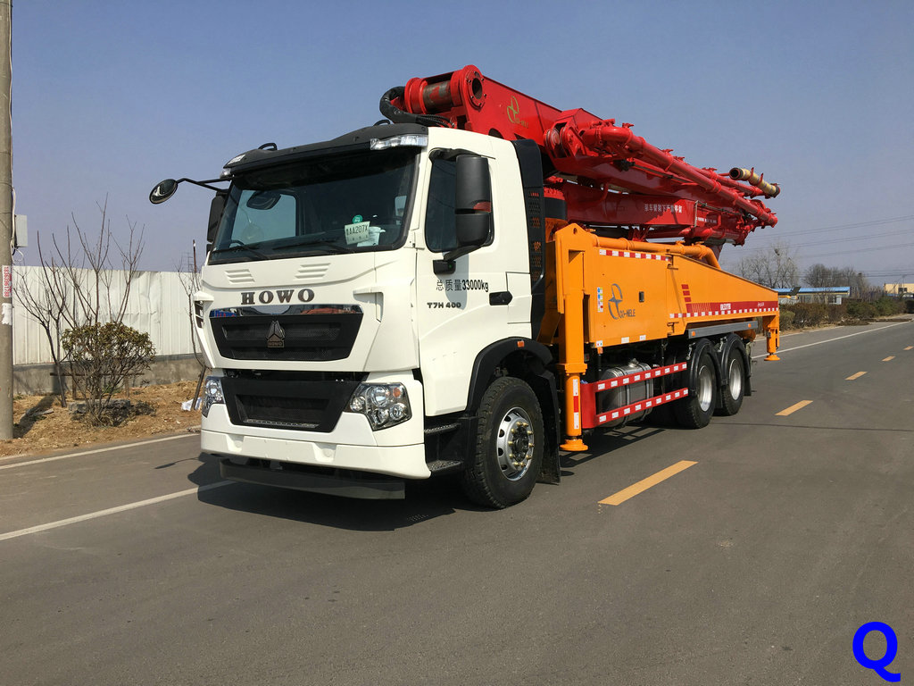 小型混凝土泵車。天泵，混凝土泵車，小型泵車